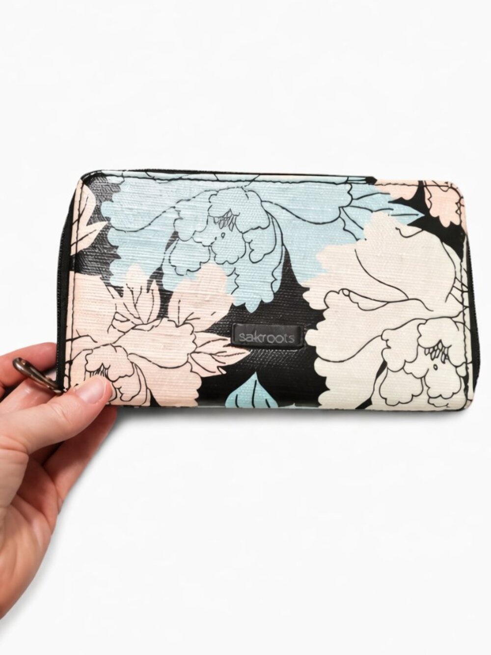 SAKROOTS Artist Circle Large Zip Around Wallet Faux Leather Pastel Floral 8x4.5